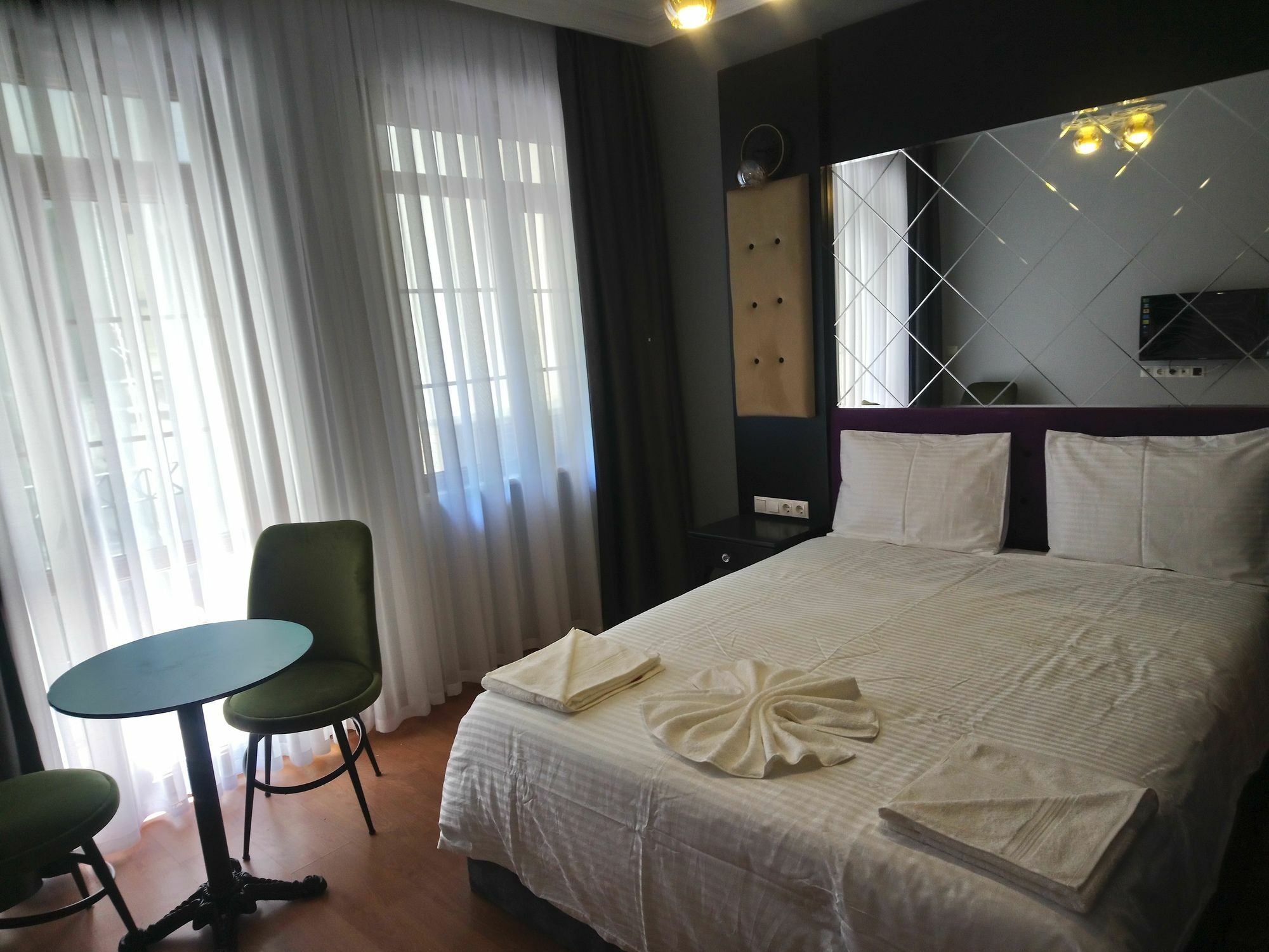 Royal Garden Suite And Hotel Istanbulská provincie Exteriér fotografie